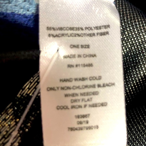 STYLE COLLECTIVE infinity scarf black/silver with blue triangle pattern NWT - Picture 9 of 10